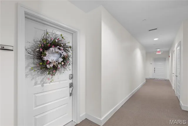 $400,000 | 7542 Cromwell Drive, Unit 1B, Clayton, MO 63105