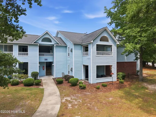 $160,000 | 120 Breezewood Drive, Unit C, Greenville, NC 27858