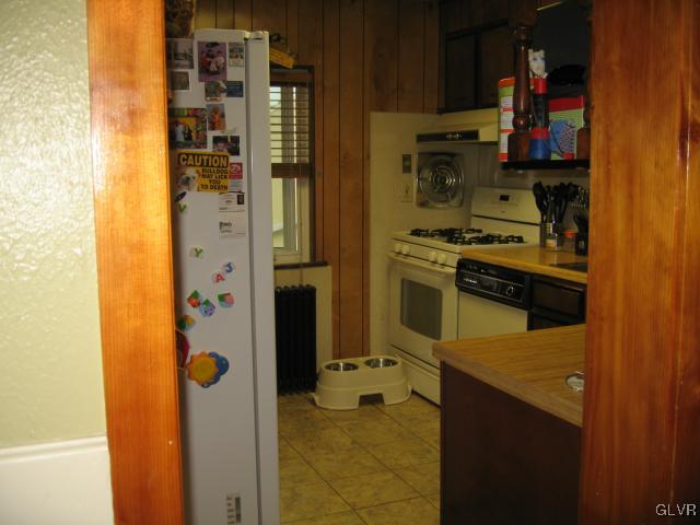 1108 Catasauqua Road Whitehall, PA 18052 - Photo 4 of 10 Gallery Image 4