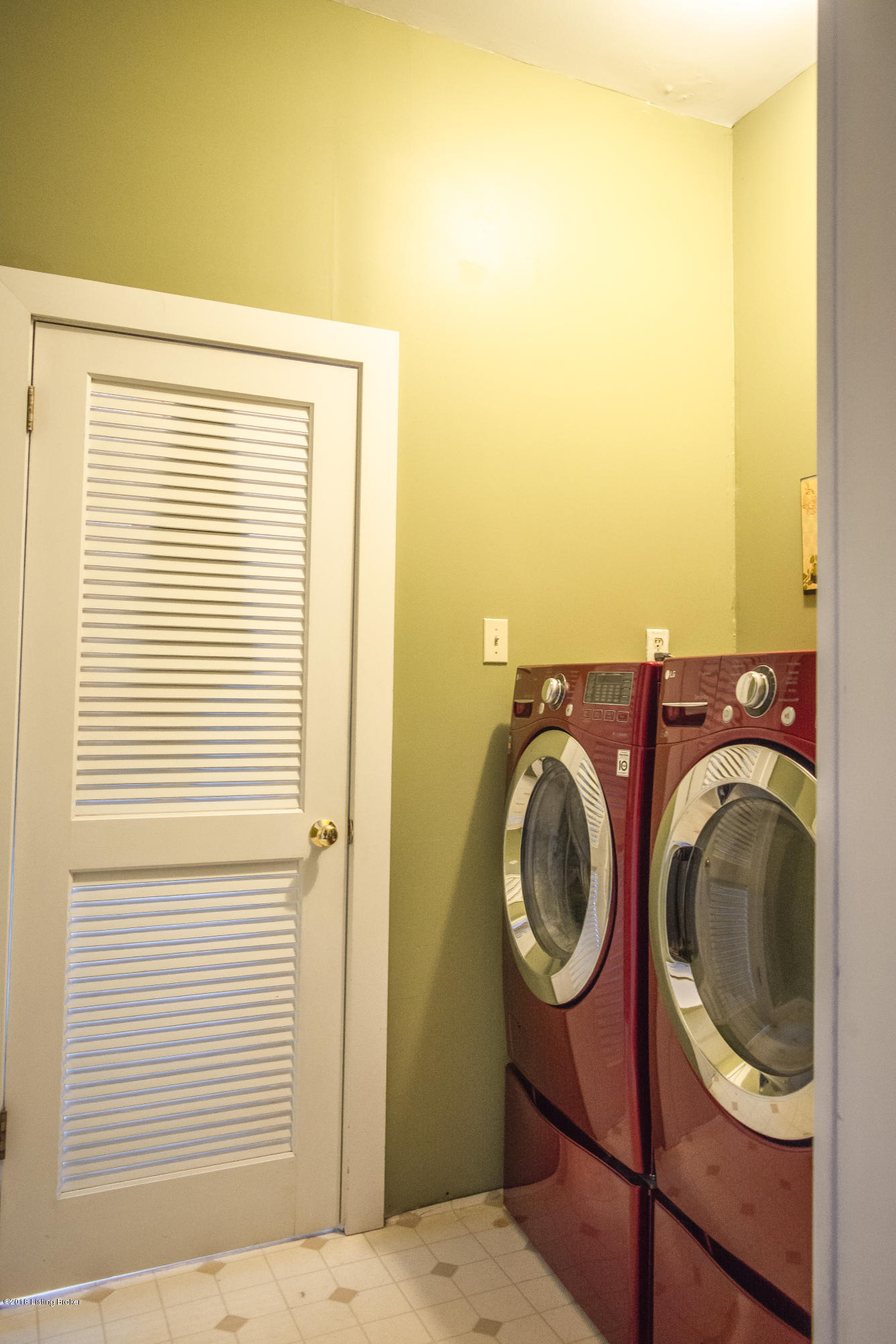 908 Cherokee Road Louisville, KY 40204 - Photo 38 of 44 Laundry. 2nd floor