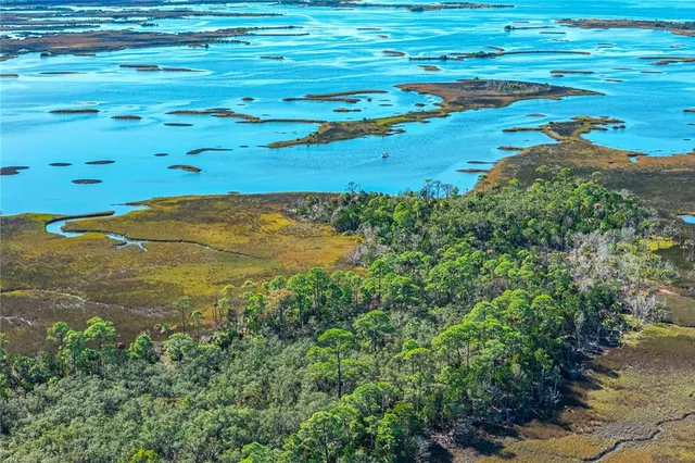 a view of an ocean view