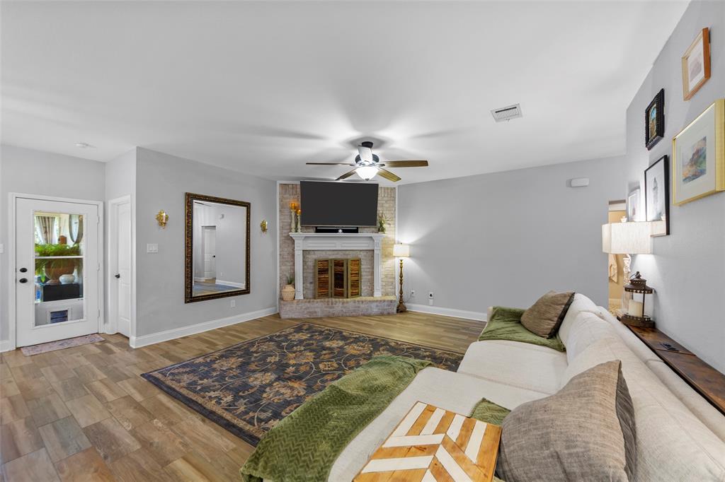1078 Shepard Lane Lavon, TX 75166 - Photo 8 of 34