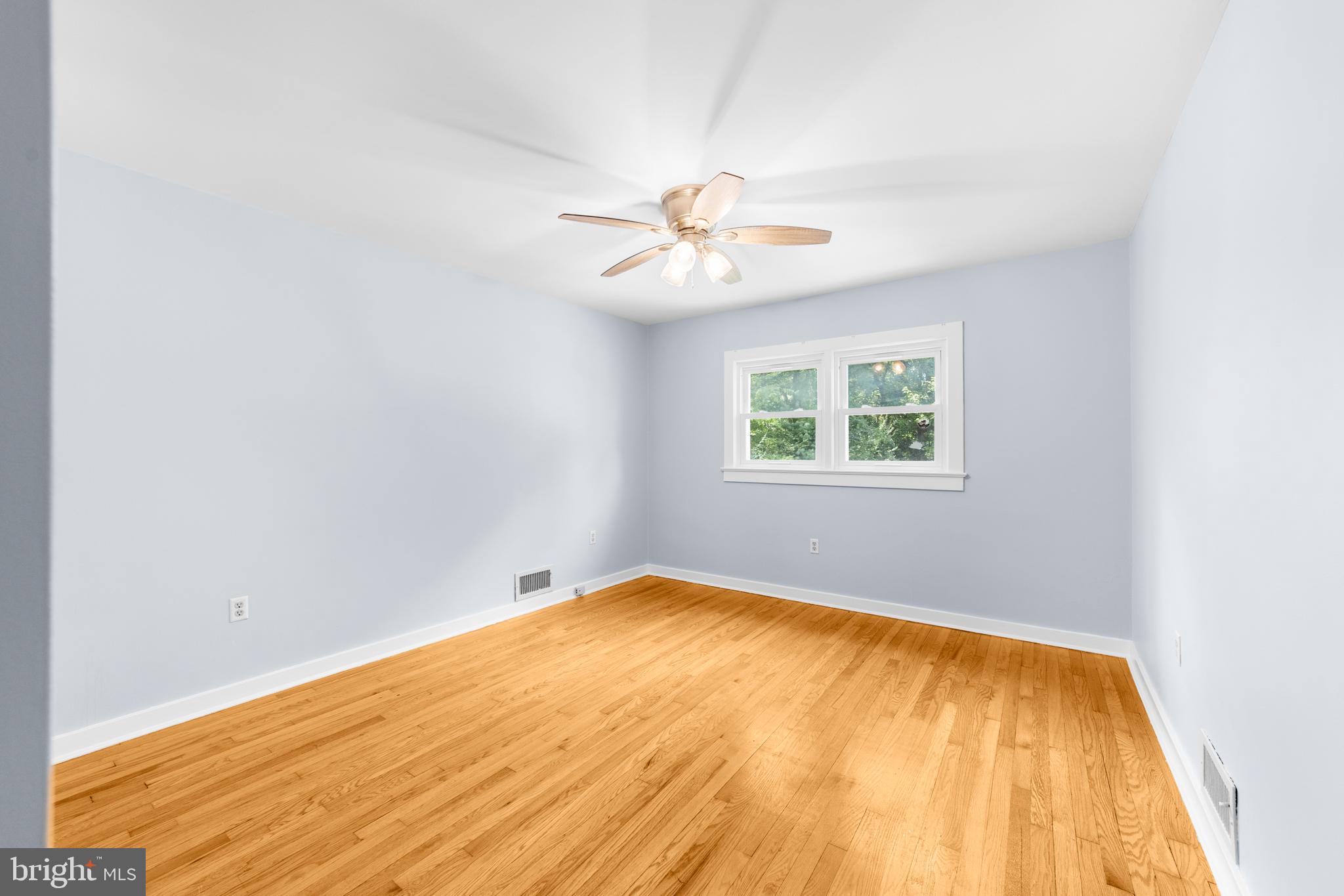 638 Princeton Kingston Road Princeton, NJ 08540 - Photo 18 of 35 an empty room with a window
