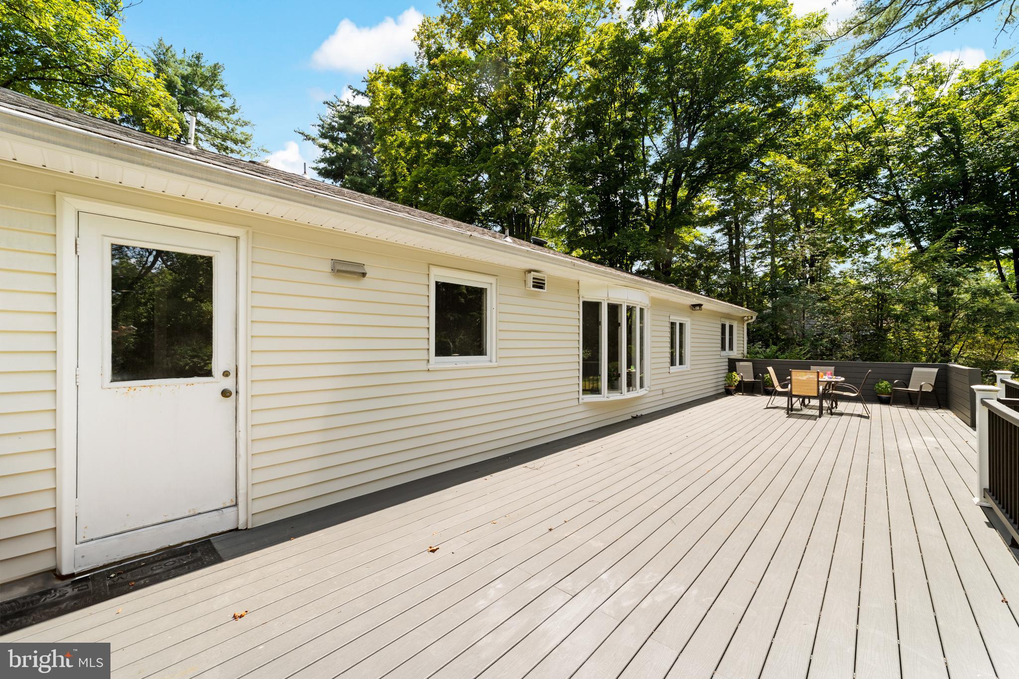 638 Princeton Kingston Road Princeton, NJ 08540 - Photo 27 of 35 a balcony with wooden floor and fence