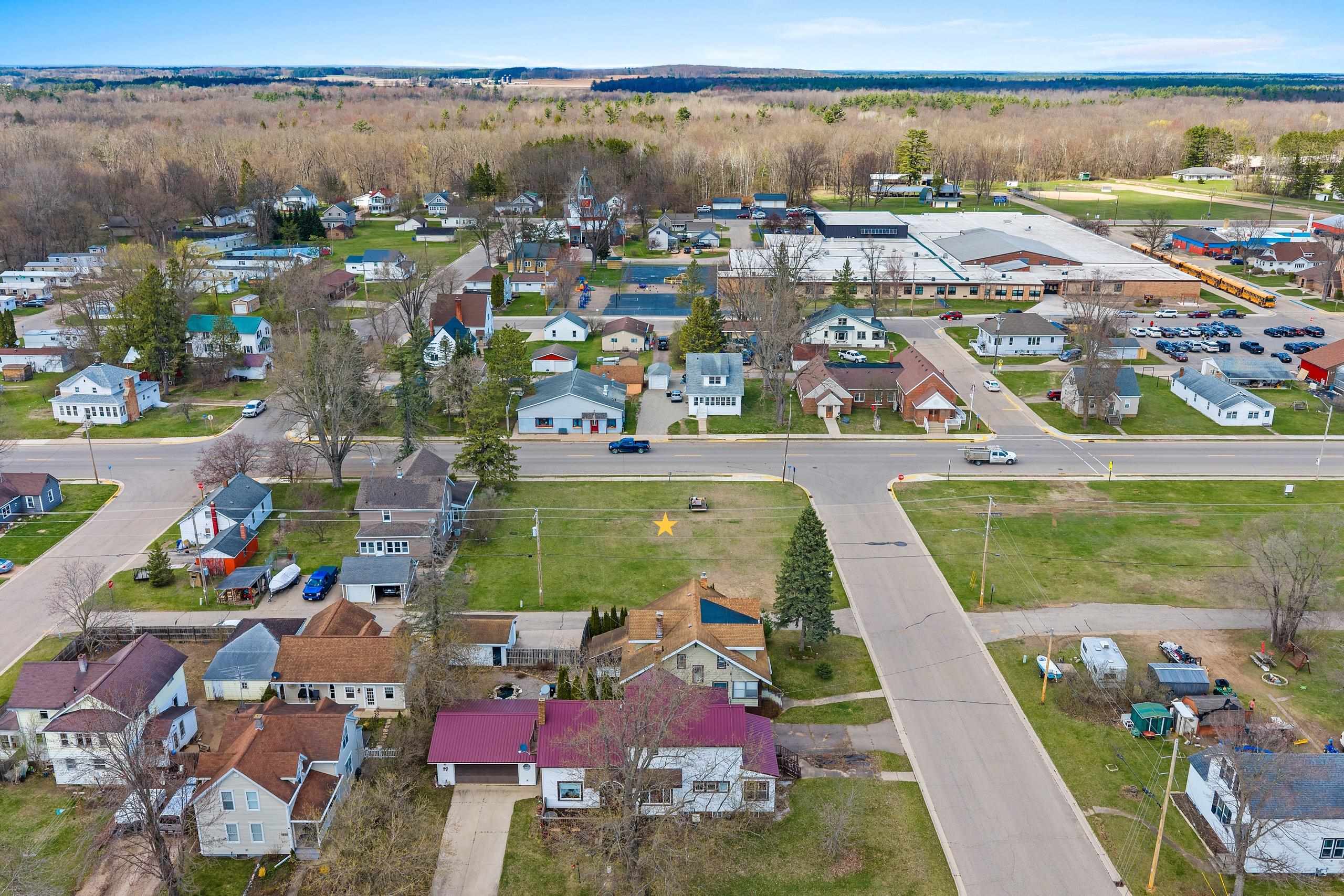 East Main Street Suring, WI 54174 - Photo 2 of 10