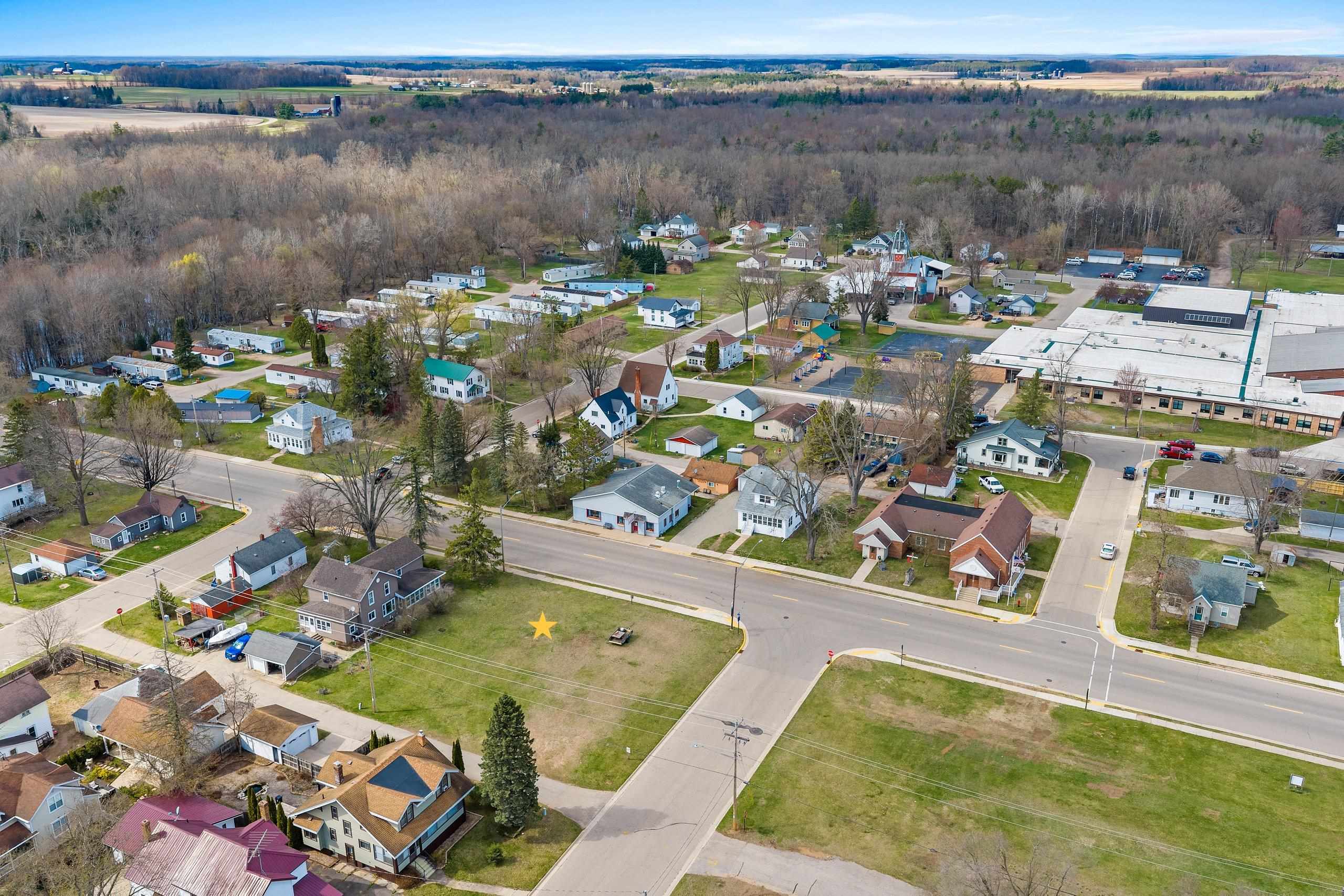 East Main Street Suring, WI 54174 - Photo 7 of 10