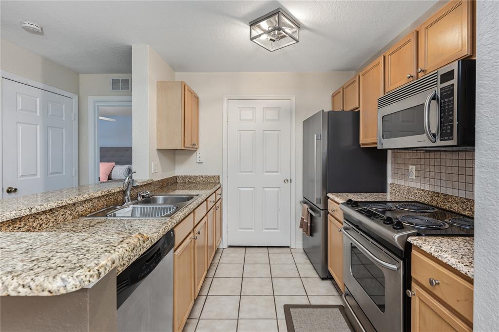 930 Moonlight Cove Road, Unit 11107 Orange City, FL 32763 - Photo 15 of 35