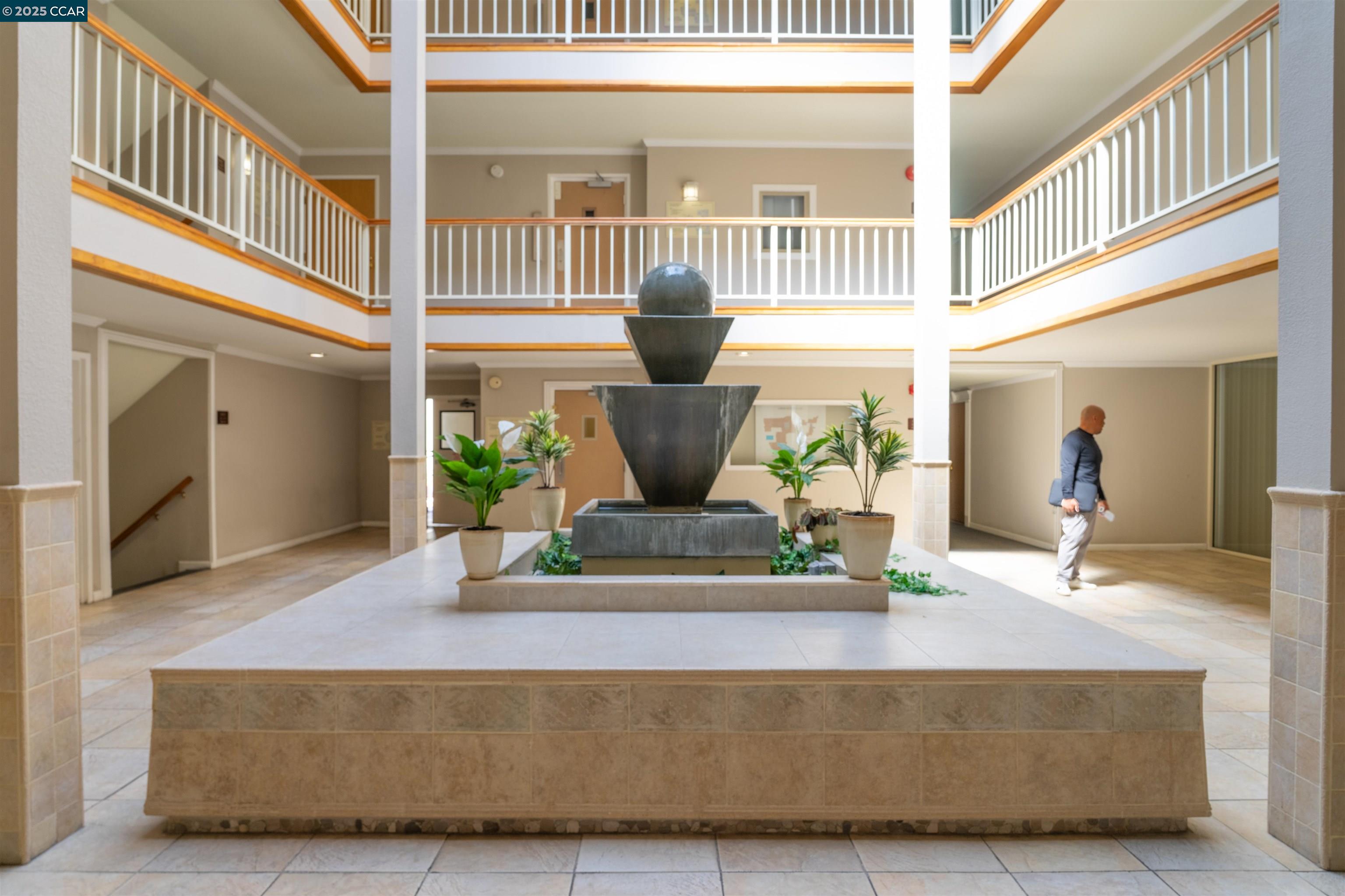 466 Crescent Street, Unit 306 Oakland, CA 94610 - Photo 6 of 26