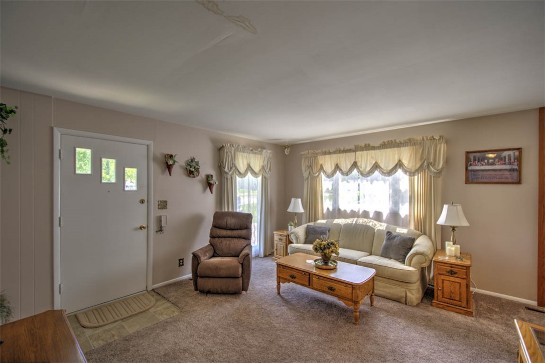 43 Medial Drive Decatur, IL 62521 - Photo 8 of 26 Gallery Image 8