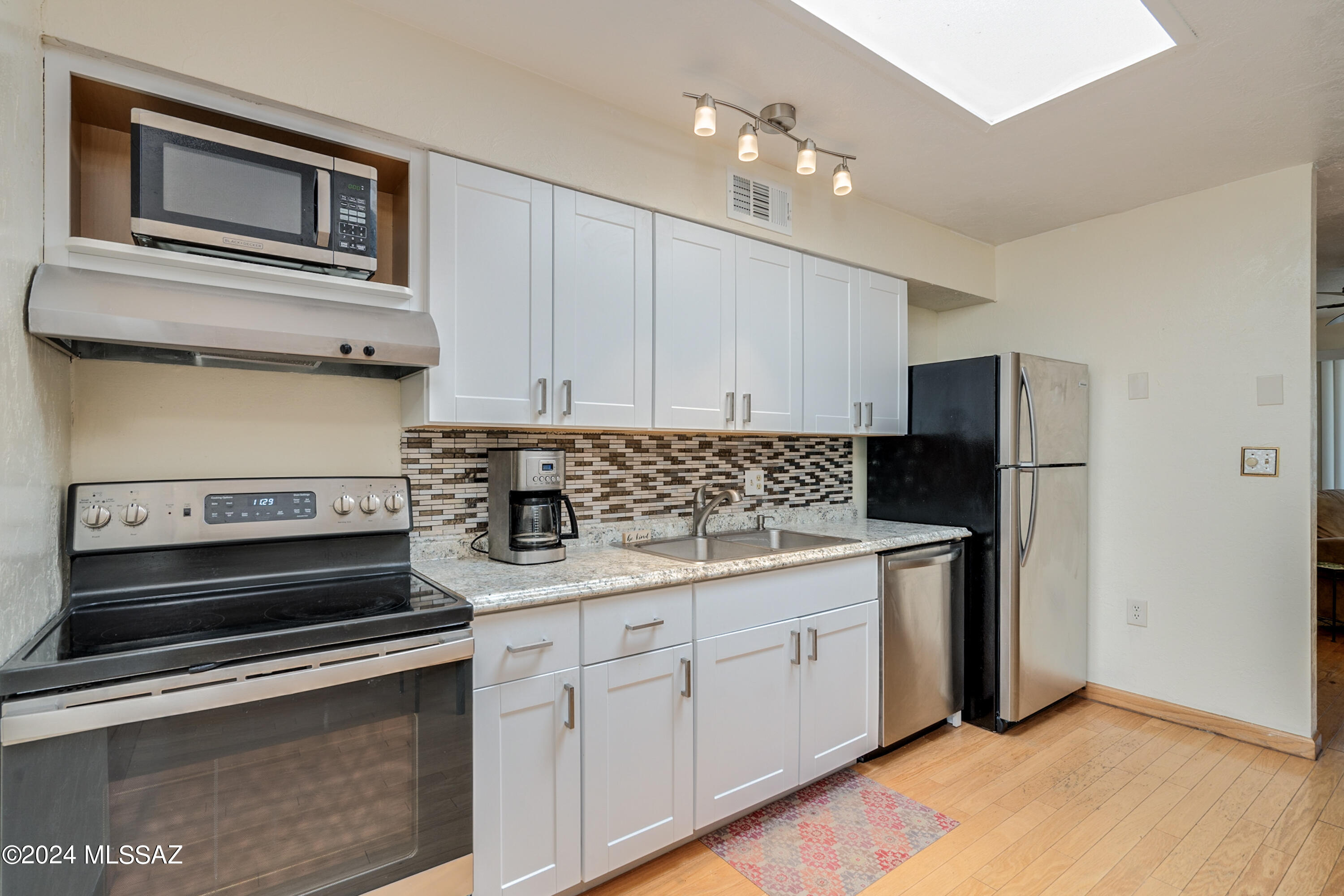 444 North Silverbell Road Tucson, AZ 85745 - Photo 12 of 35 Gallery Image 12