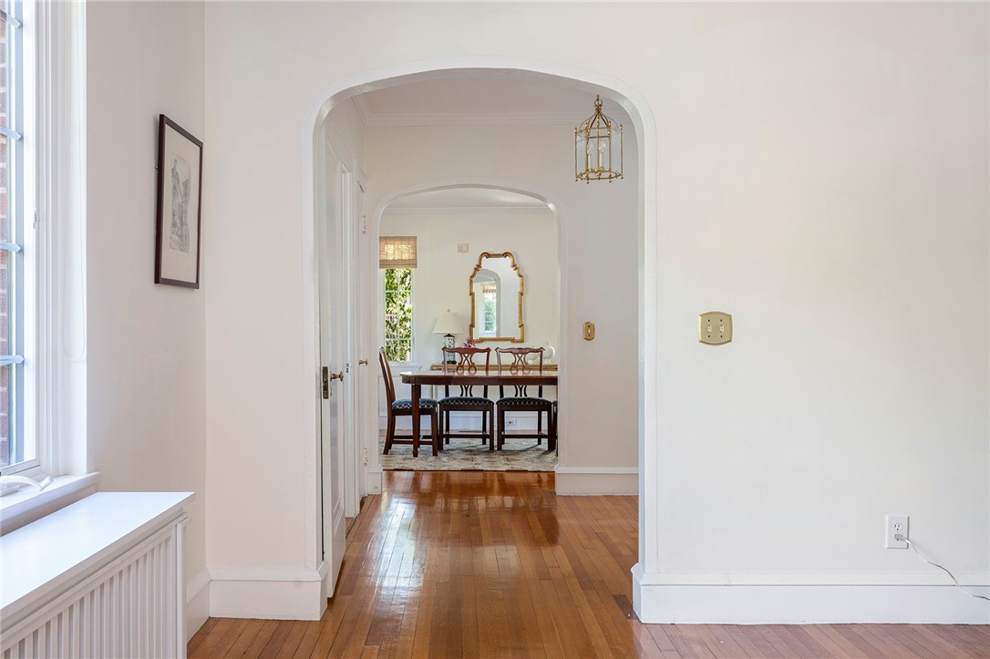 71 Emeline Street Providence, RI 02906 - Photo 12 of 45