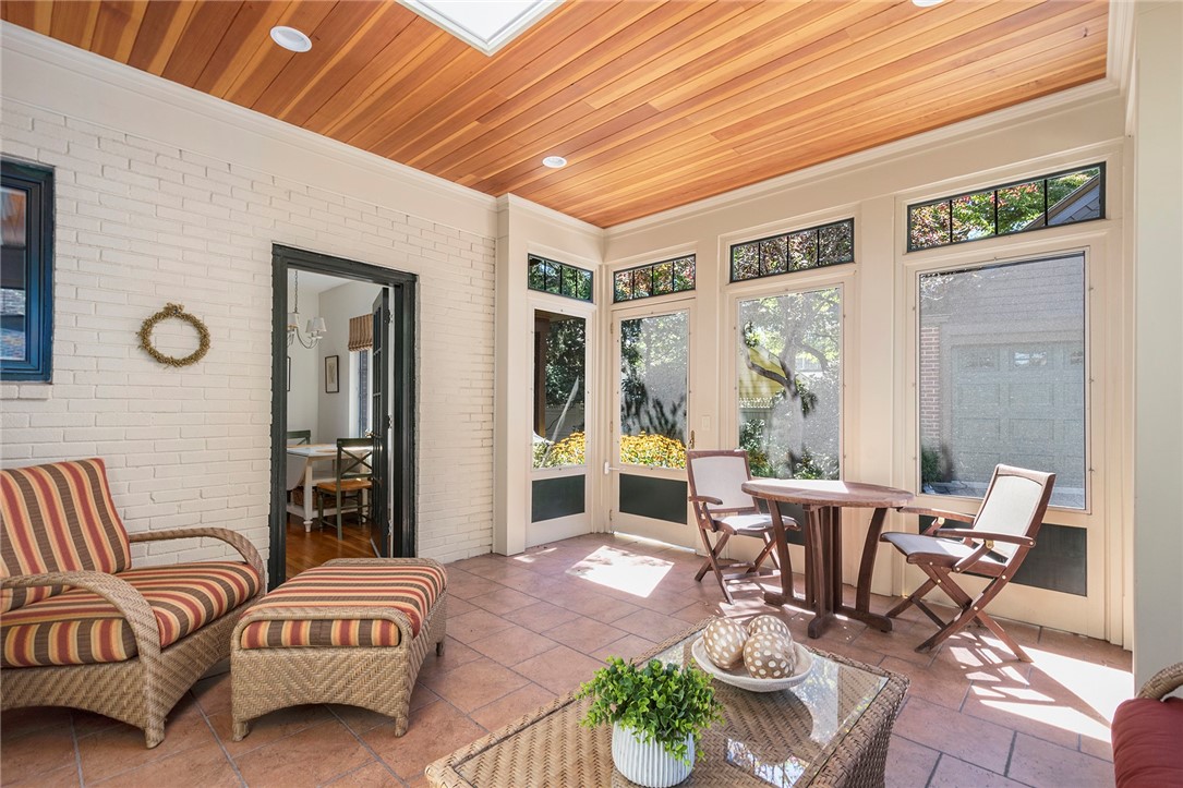 71 Emeline Street Providence, RI 02906 - Photo 26 of 45