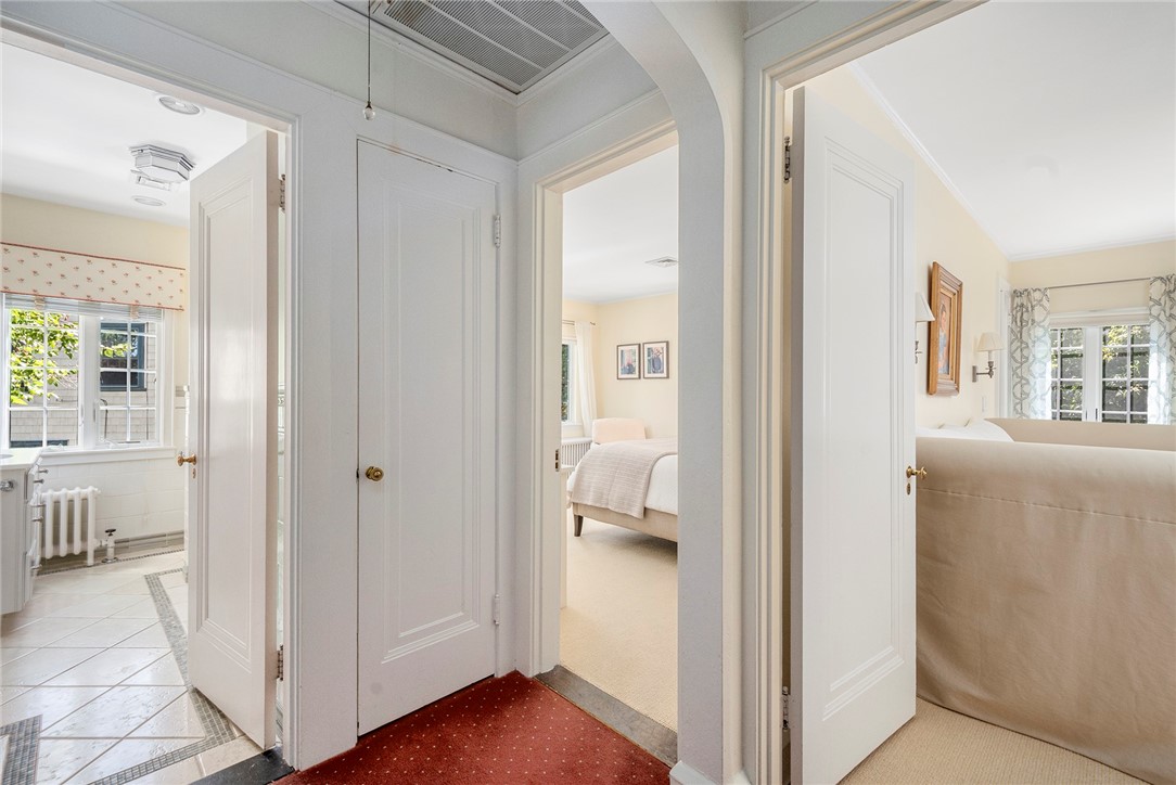 71 Emeline Street Providence, RI 02906 - Photo 35 of 45