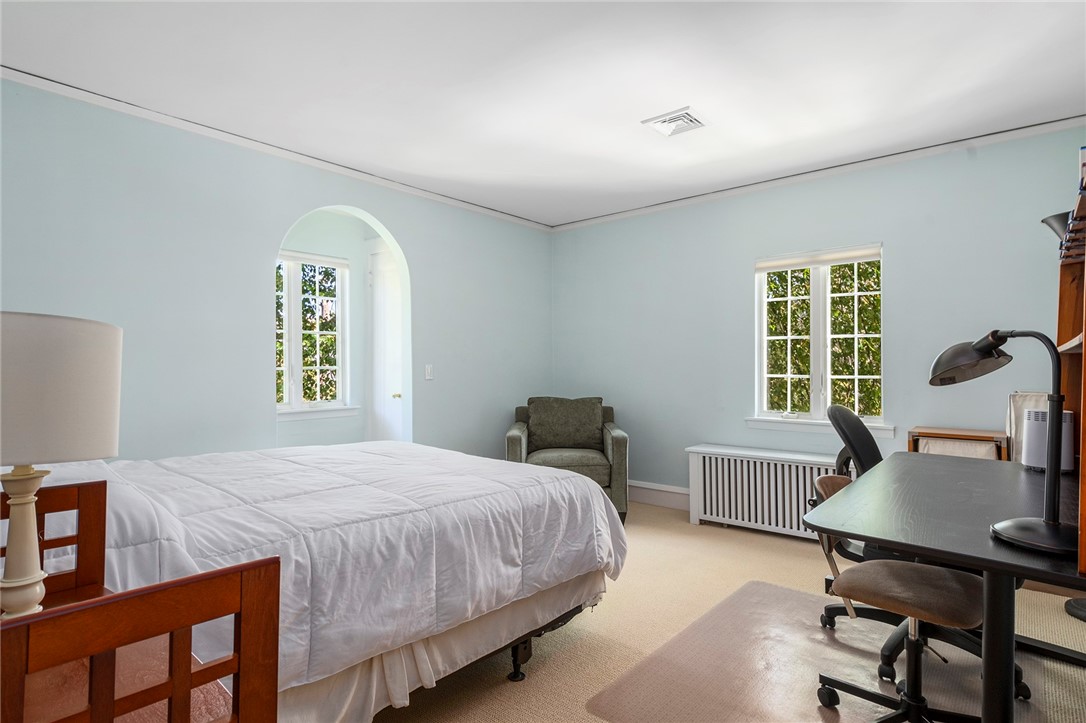 71 Emeline Street Providence, RI 02906 - Photo 40 of 45