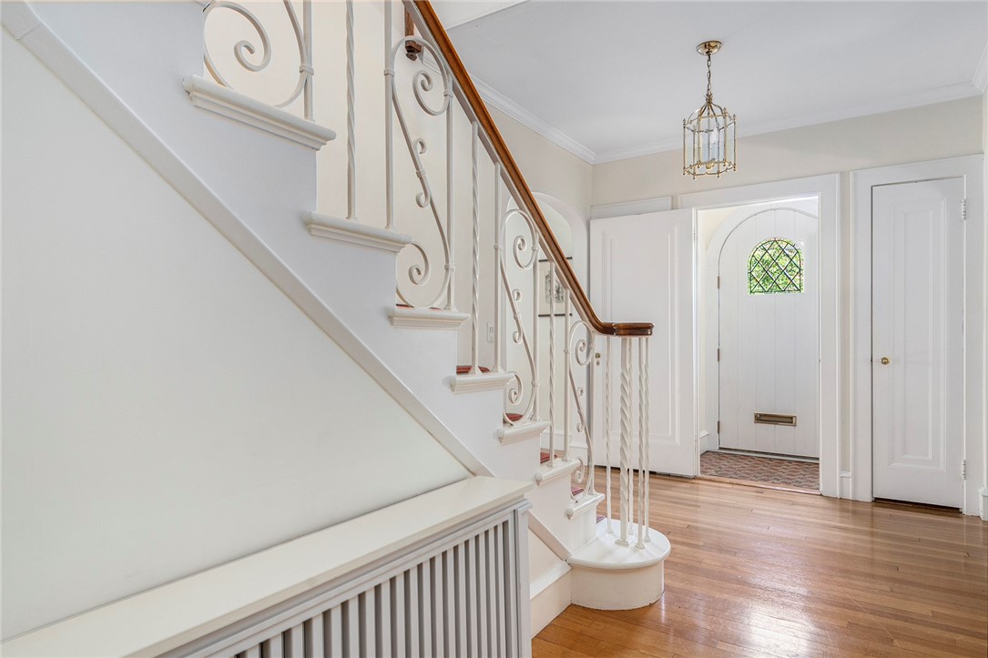 71 Emeline Street Providence, RI 02906 - Photo 5 of 45