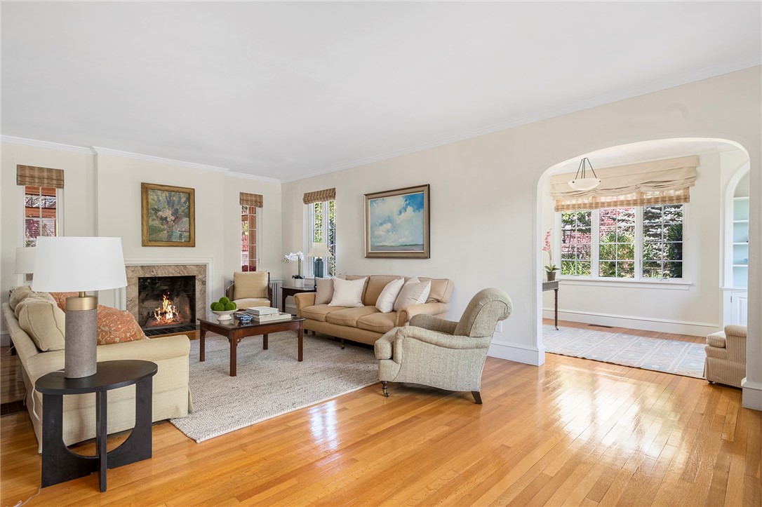 71 Emeline Street Providence, RI 02906 - Photo 7 of 45