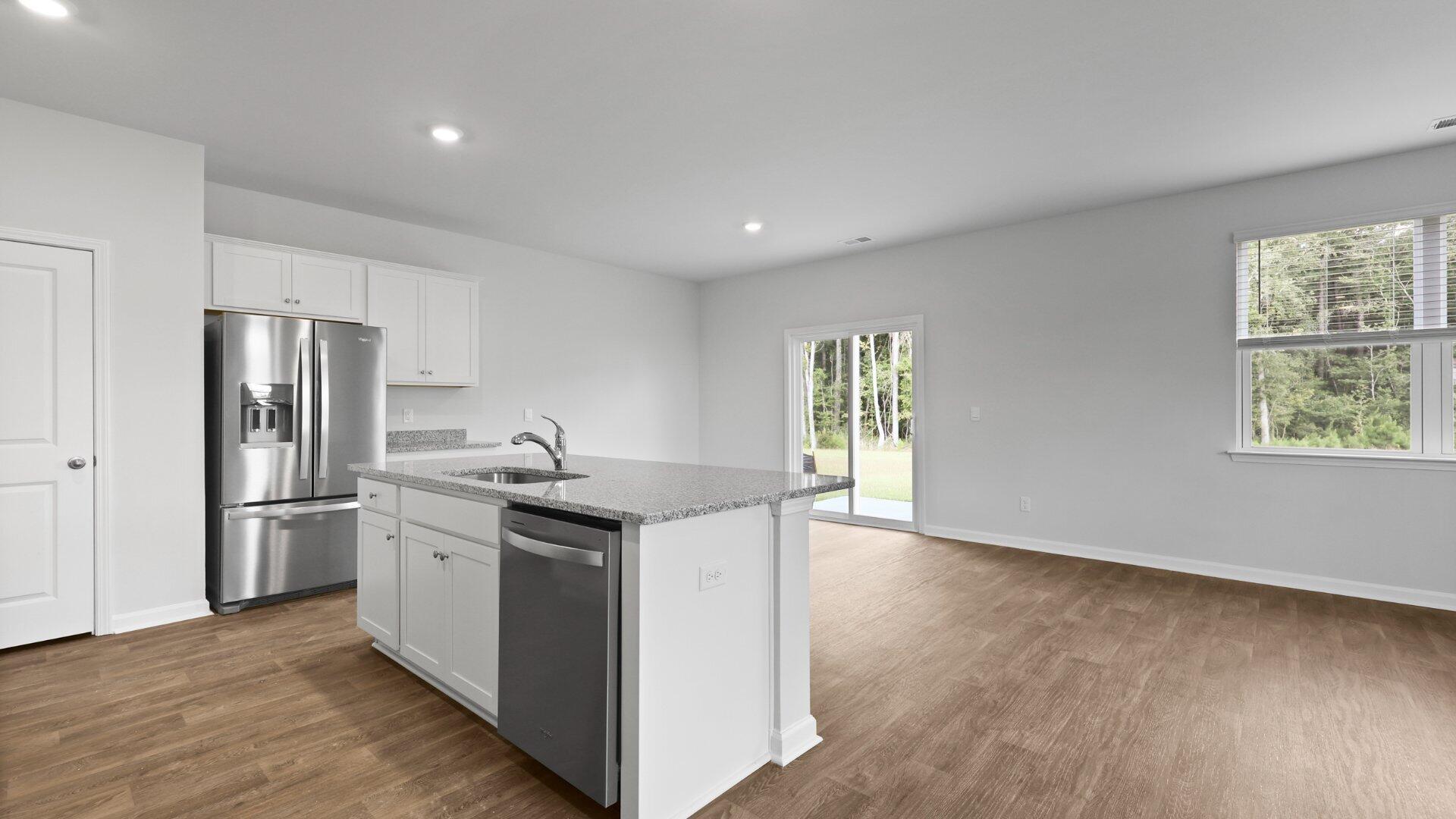790 Long Blf Road Summerville, SC 29486 - Photo 12 of 36 15_ru4a0913