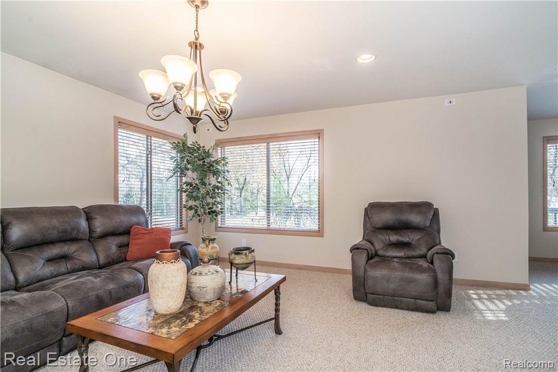 8519 Tindall Road Davisburg, MI 48350 - Photo 21 of 41 Neutrally decorated. Lots of natural light!