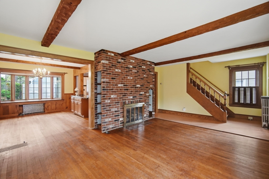 20 Athol Street Springfield, MA 01107 - Photo 6 of 40