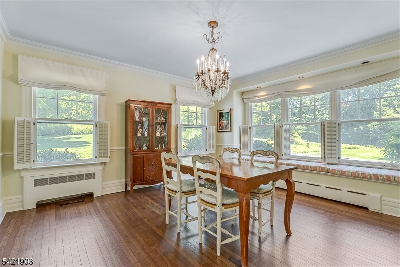 44 W Road Short Hills, NJ 07078 - Photo 7 of 19