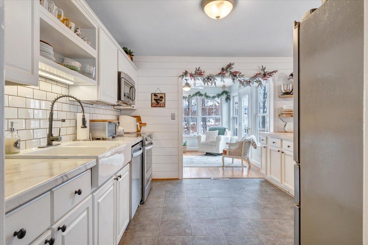 2919 Purple Finch Road Roanoke, VA 24018 - Photo 14 of 69 13-MIB07009