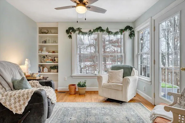 $427,500 | 2919 Purple Finch Road, Roanoke, VA 24018