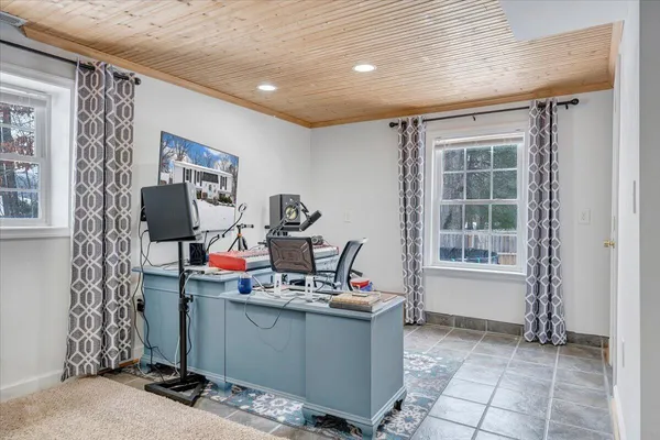 $427,500 | 2919 Purple Finch Road, Roanoke, VA 24018