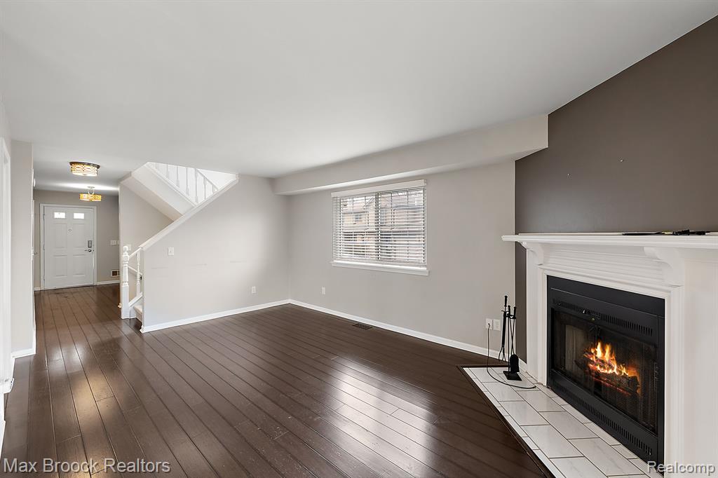 18674 West 13 Mile Road Beverly Hills, MI 48025 - Photo 6 of 33