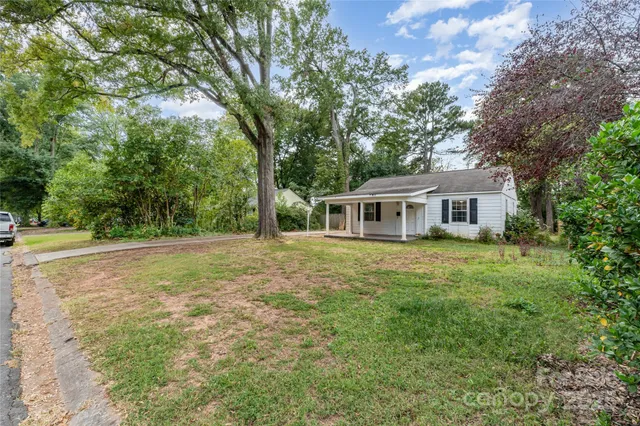 $479,000 | 4610 Connecting Road, Charlotte, NC 28209