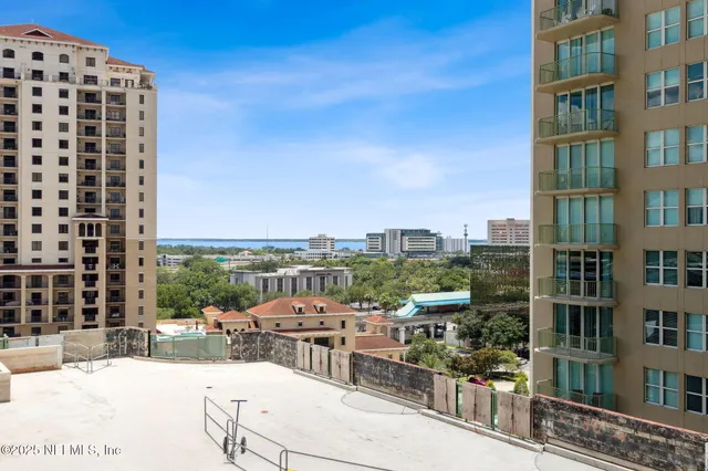 $514,000 | 1431 Riverplace Boulevard, Unit 1004, Jacksonville, FL 32207