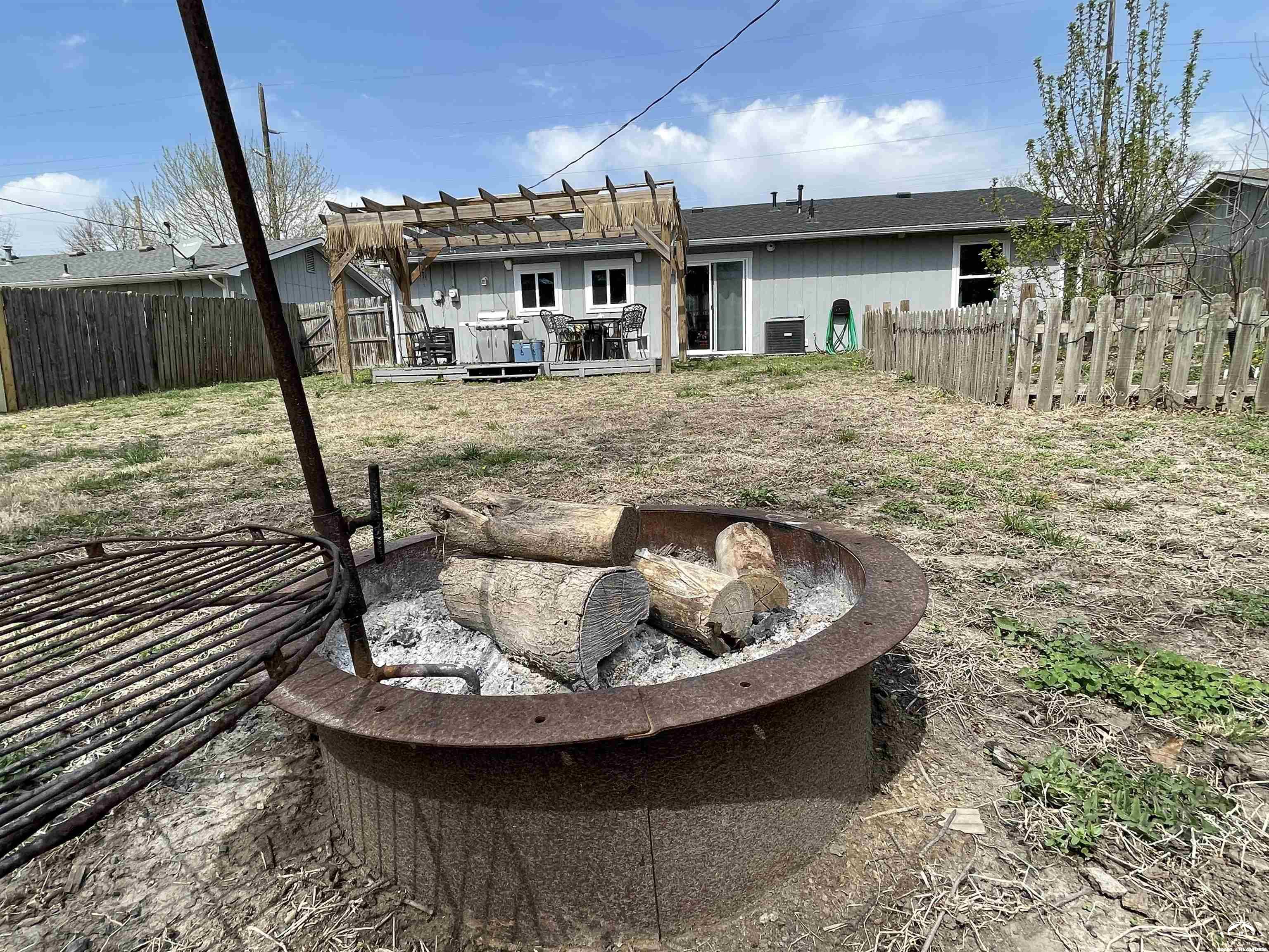 832 Locust Street Lawrence, KS 66044 - Photo 30 of 31