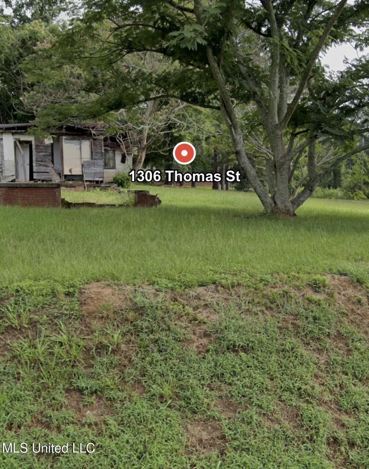 1306 Thomas Street Summit, MS 39666 - Photo 2 of 4 IMG_0006