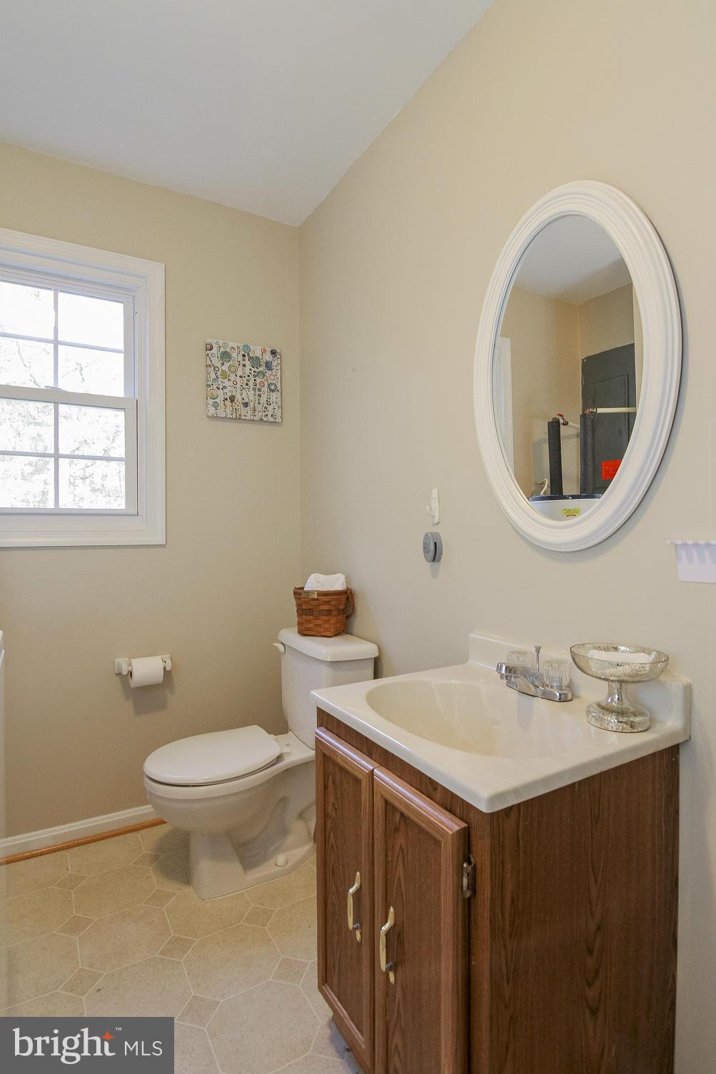 4002 Ensors Shop Road Midland, VA 22728 - Photo 13 of 25 1/2 BATH
