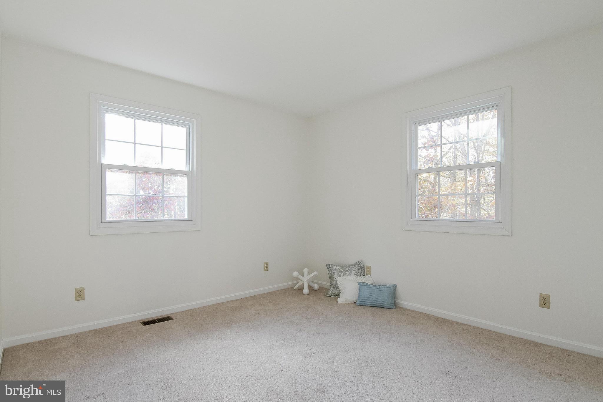 4002 Ensors Shop Road Midland, VA 22728 - Photo 20 of 25 BEDROOM 2 - FRESHLY PAINTED