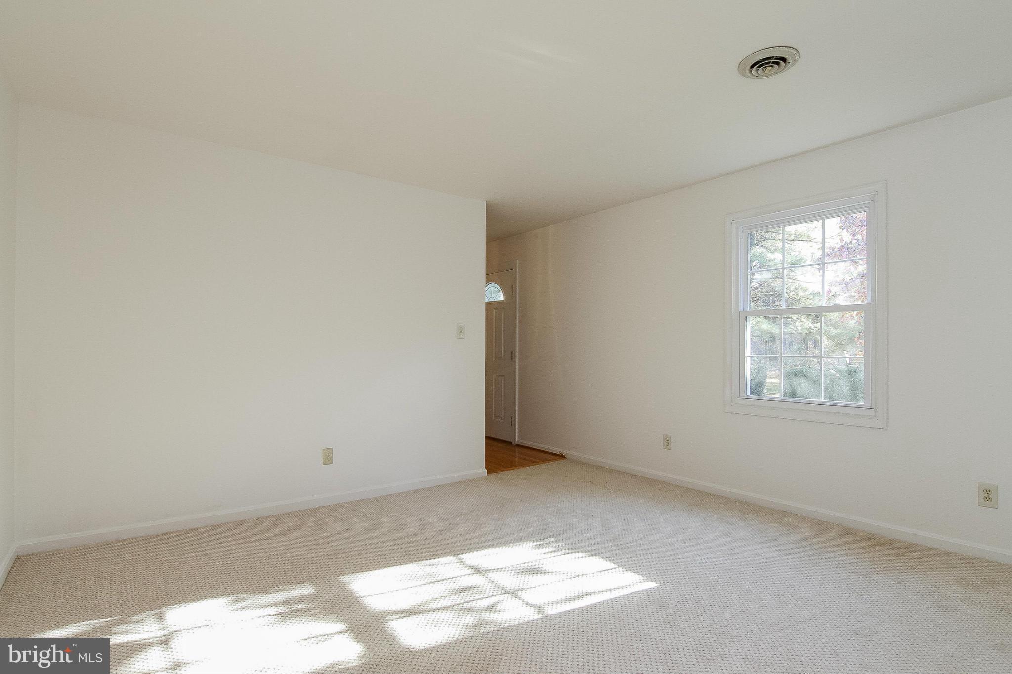4002 Ensors Shop Road Midland, VA 22728 - Photo 5 of 25 LIVING ROOM #2