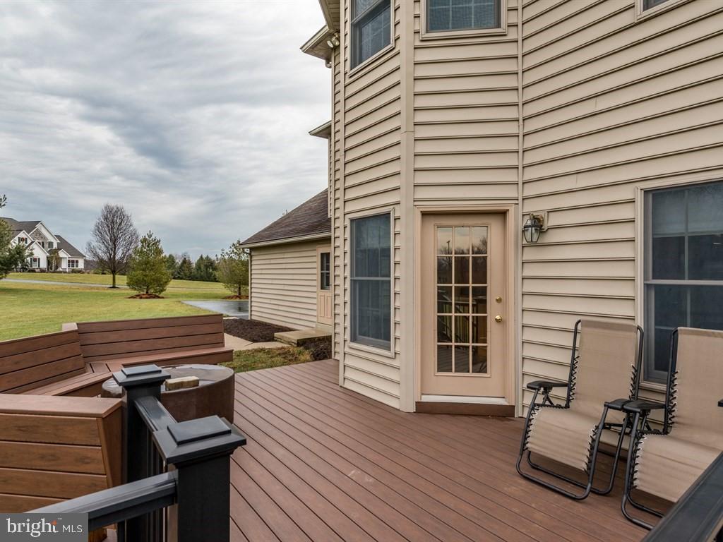 785 Rohen Ridge Drive Lititz, PA 17543 - Photo 32 of 36 a view of a patio with chairs and a table
