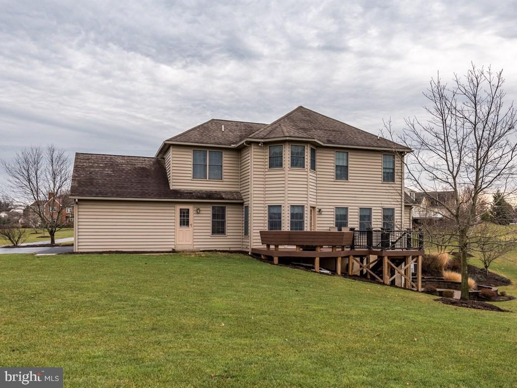 785 Rohen Ridge Drive Lititz, PA 17543 - Photo 35 of 36 a front view of a house with a garden and yard