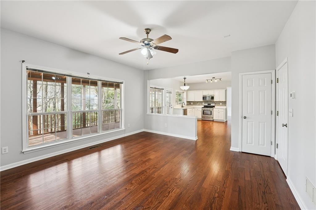 3850 Stepney Way Cumming, GA 30041 - Photo 14 of 37