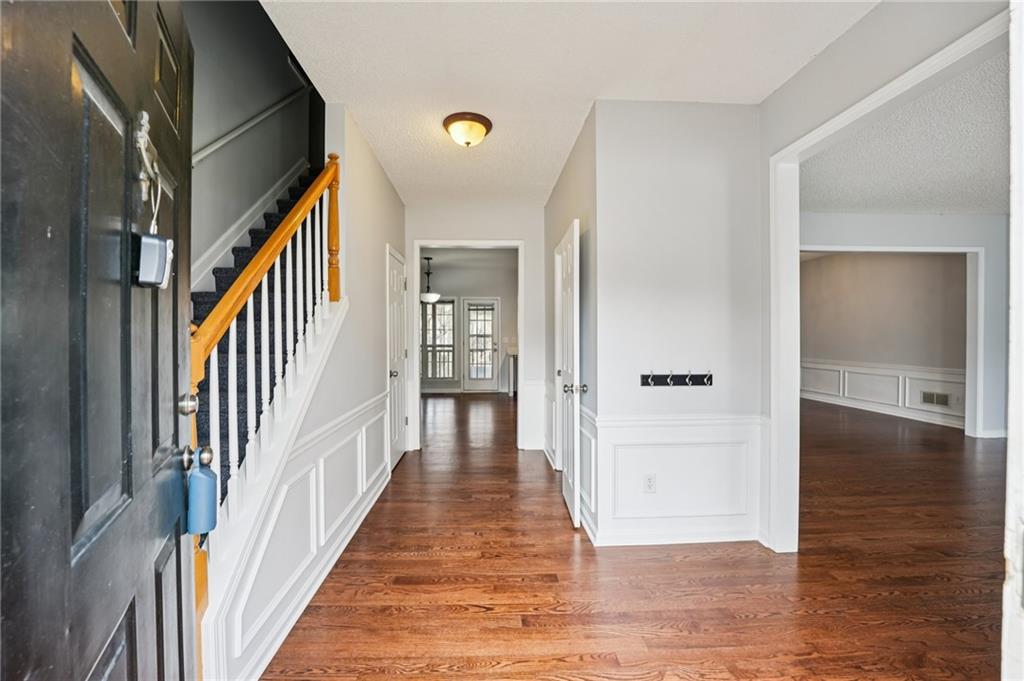 3850 Stepney Way Cumming, GA 30041 - Photo 2 of 37