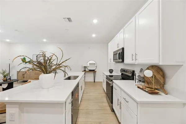 $354,999 | 5209 Luisa Court, St. Cloud, FL 34771