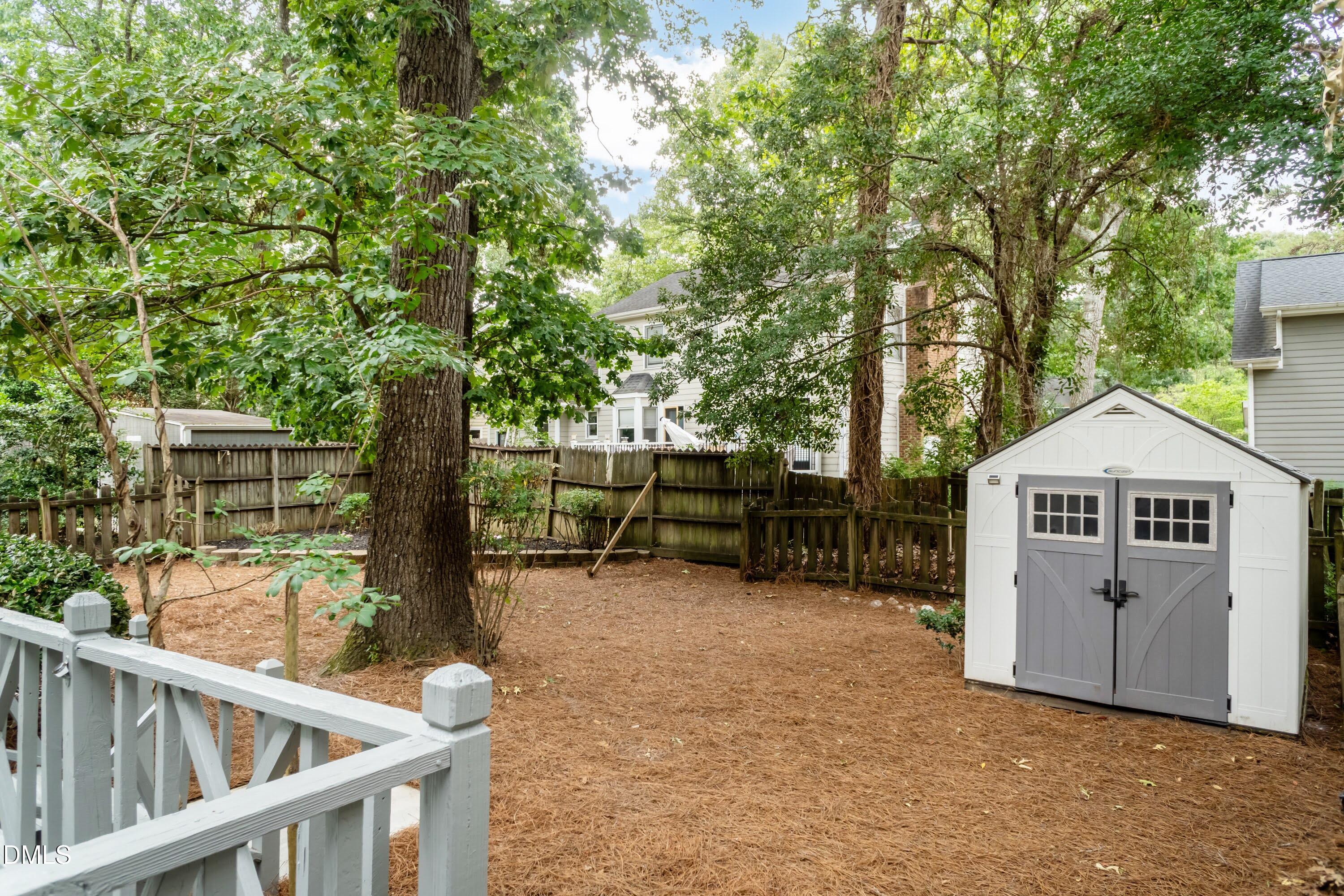 2621 Sawmill Road Raleigh, NC 27613 - Photo 35 of 39