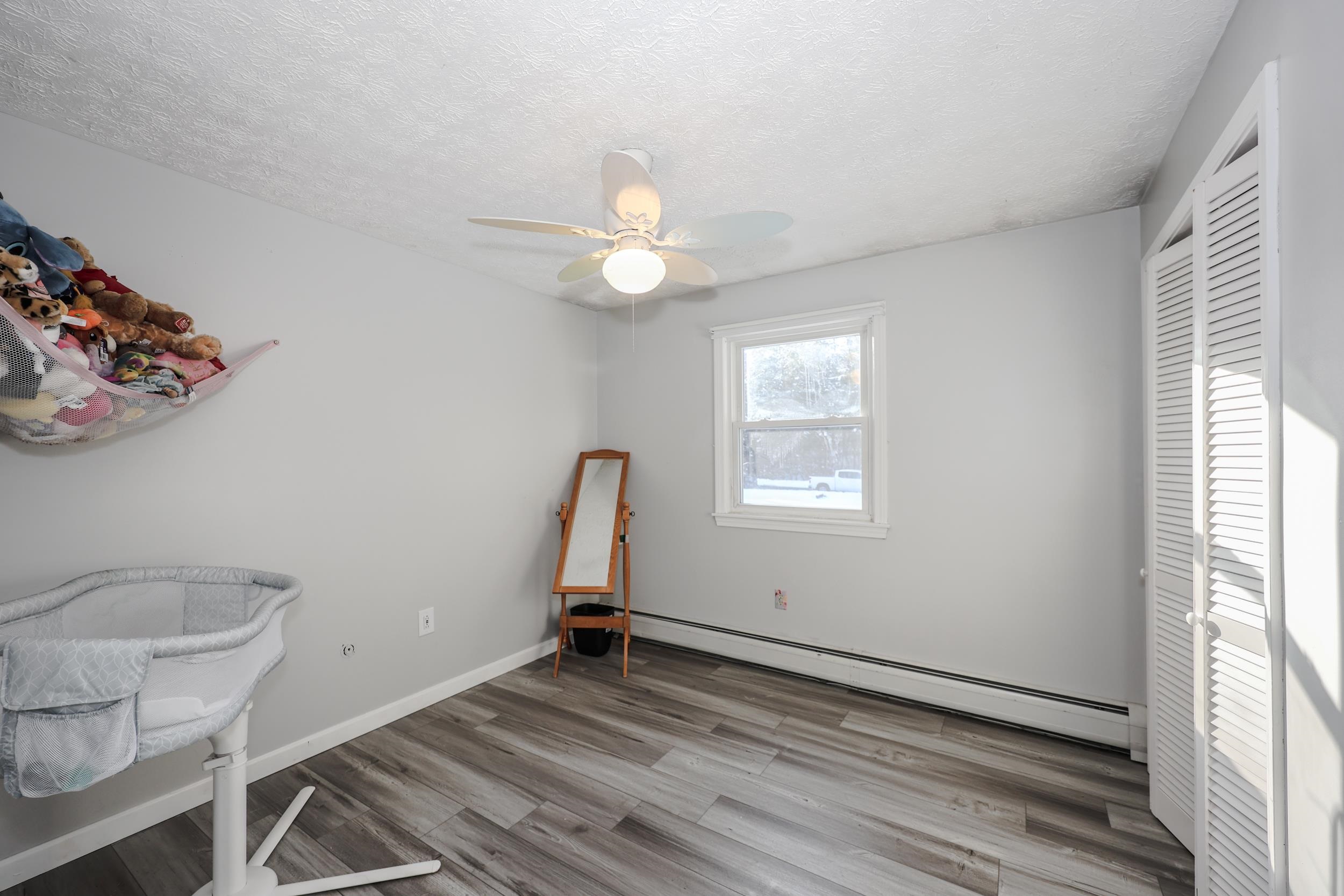 40 Clifton Road Bedford, NH 03110 - Photo 20 of 30