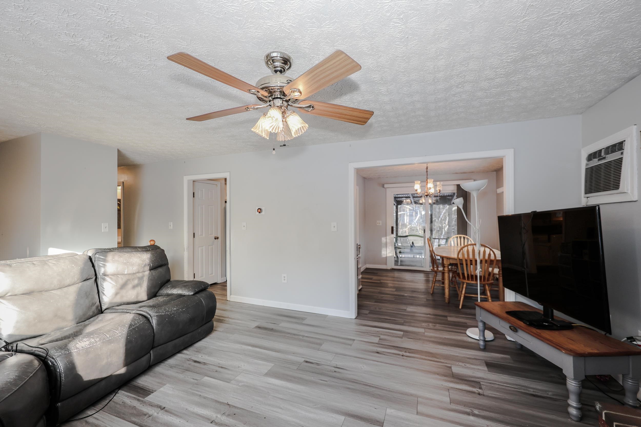 40 Clifton Road Bedford, NH 03110 - Photo 8 of 30