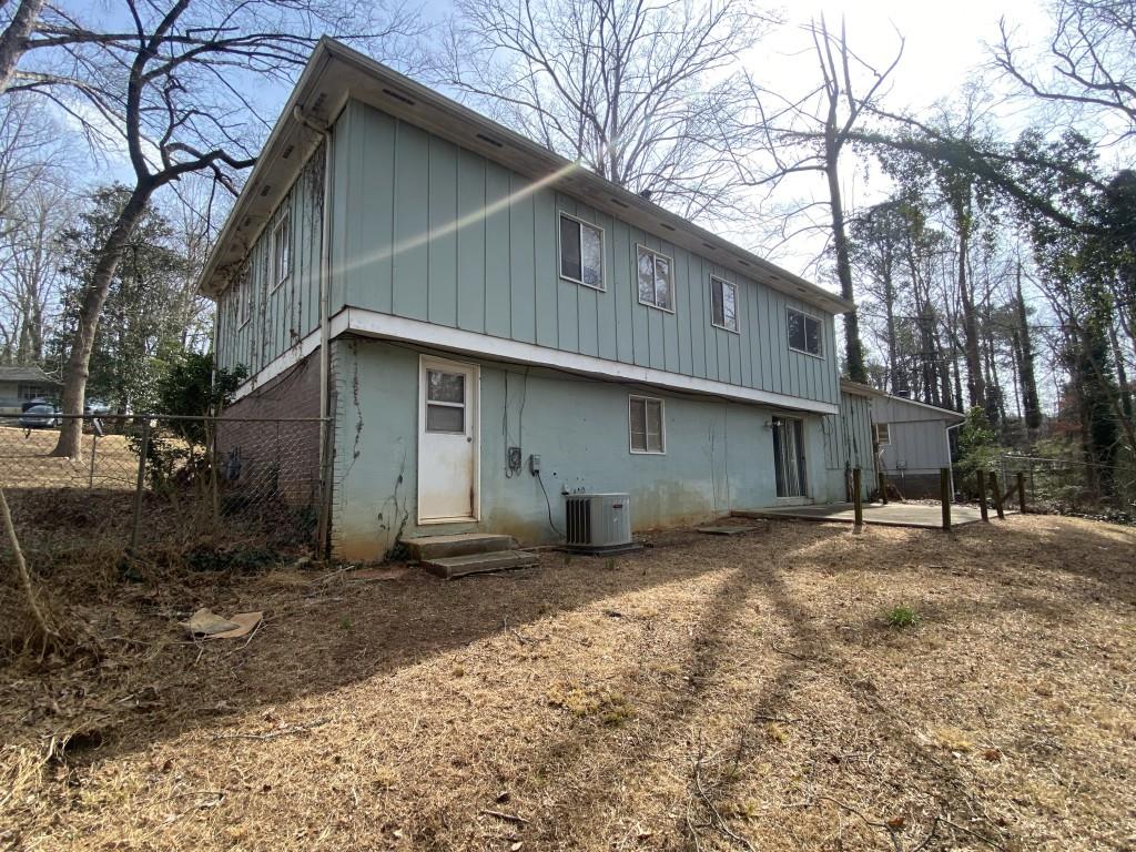 4404 Cedar Ridge Trail Stone Mountain, GA 30083 - Photo 2 of 31