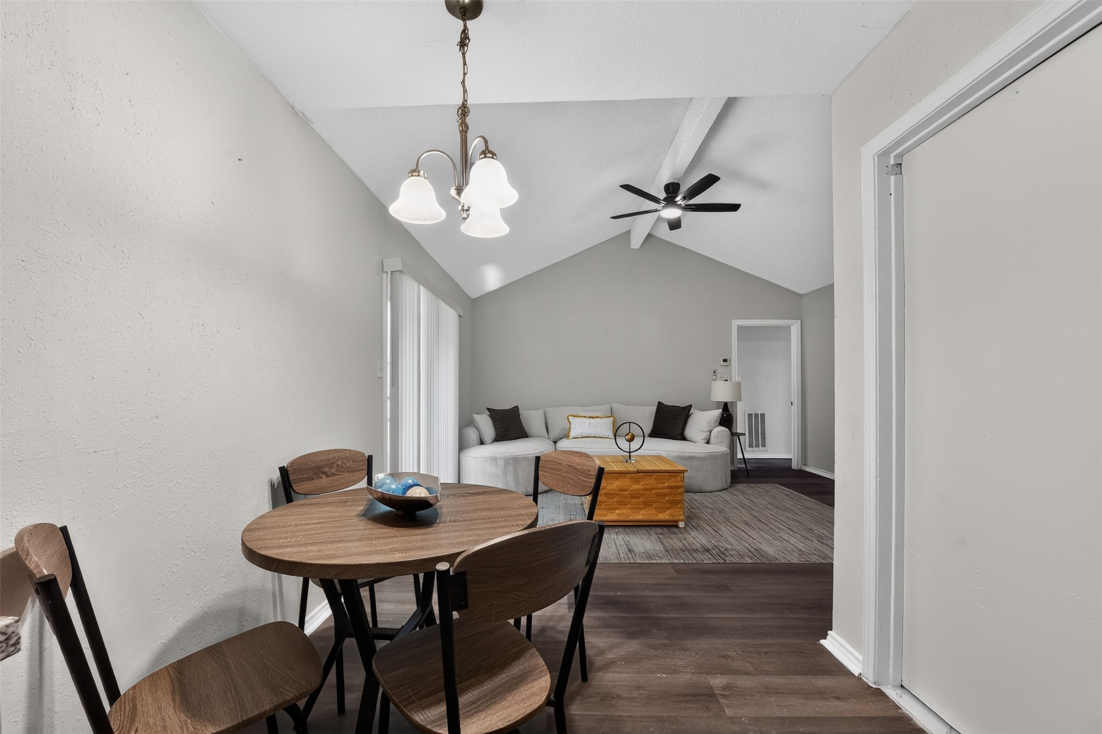 3318 Ripplebrook Drive Houston, TX 77045 - Photo 11 of 38 Gallery Image 11
