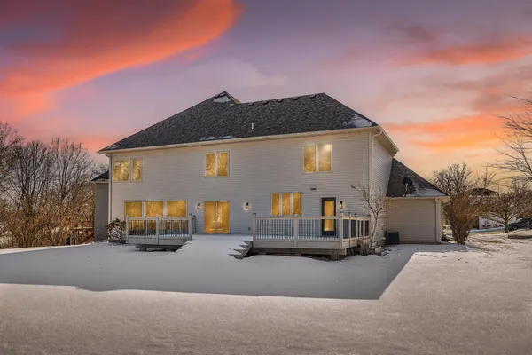 $549,900 | 14085 45th Court Northeast, St. Michael, MN 55376