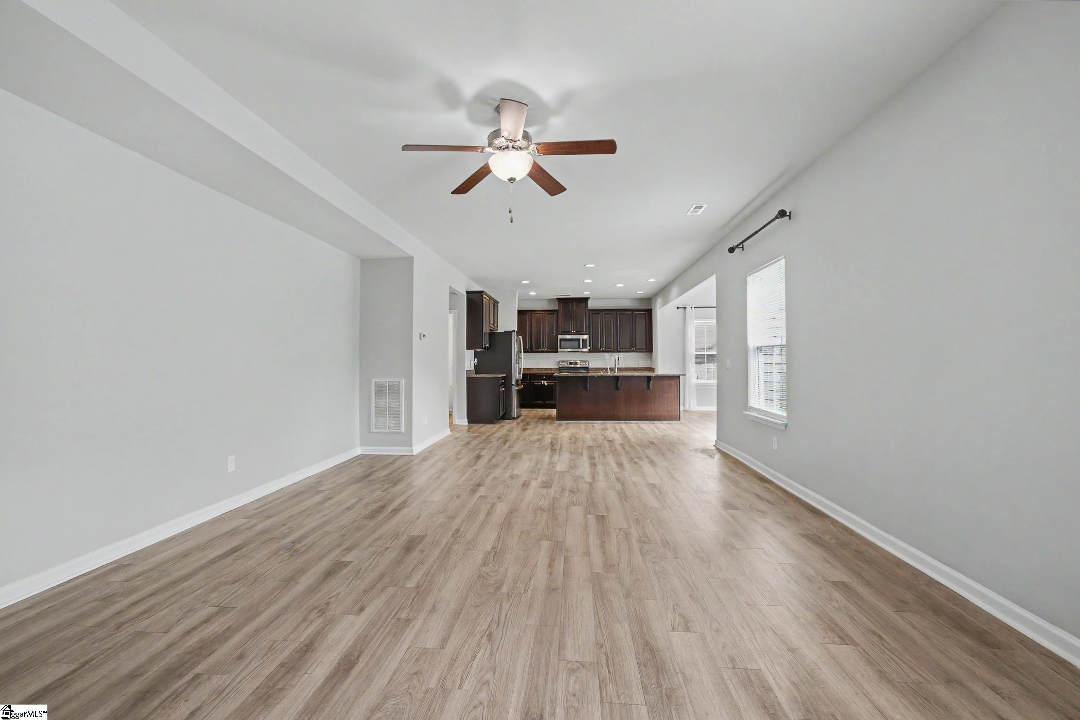 425 Sandusky Lane Simpsonville, SC 29680 - Photo 12 of 33