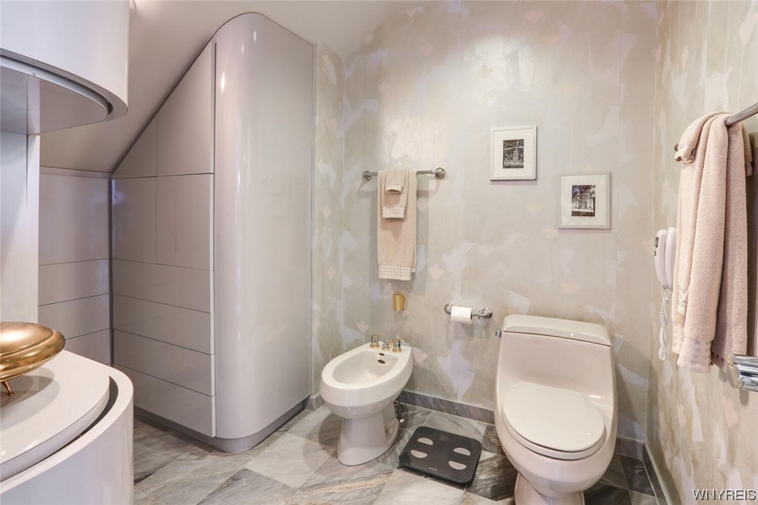 124 Rivermist Drive, Unit 124 Buffalo, NY 14202 - Photo 27 of 41