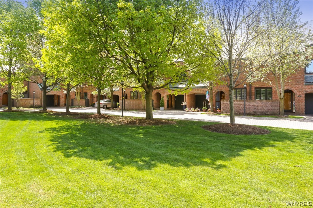 124 Rivermist Drive, Unit 124 Buffalo, NY 14202 - Photo 4 of 41