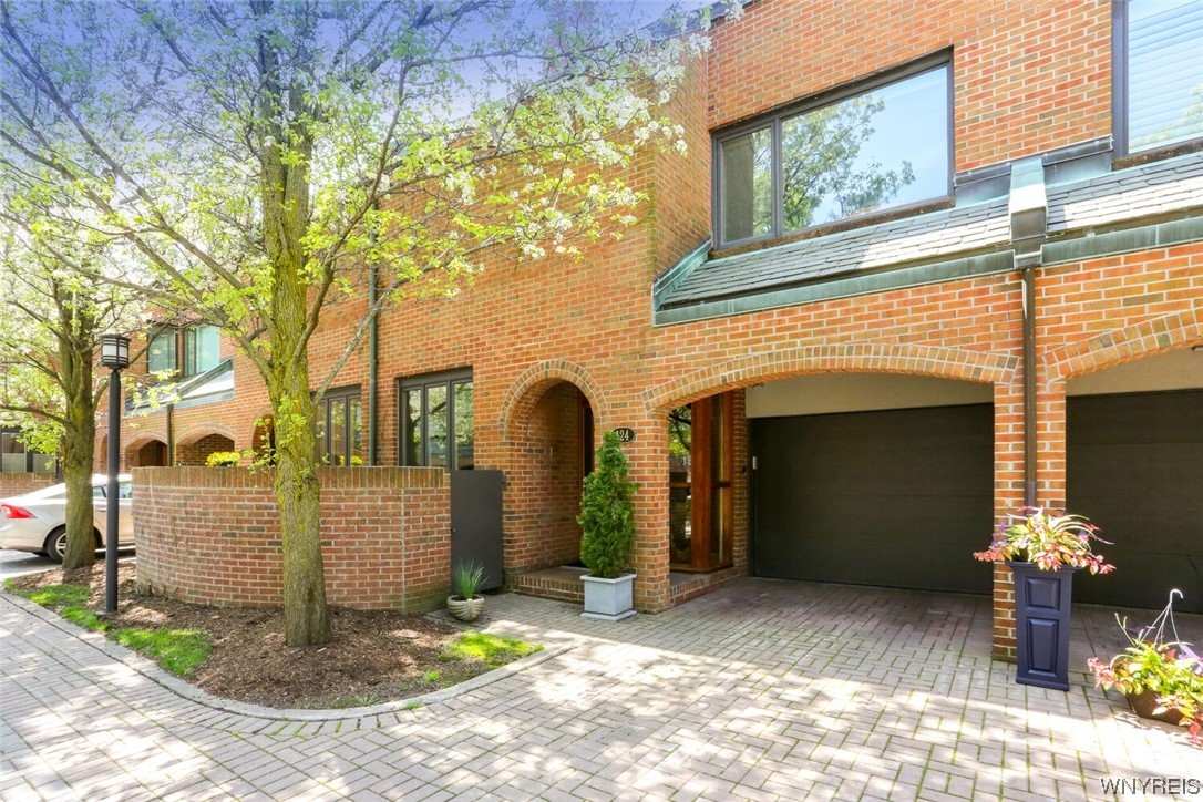 124 Rivermist Drive, Unit 124 Buffalo, NY 14202 - Photo 5 of 41